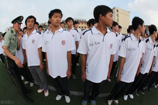 新高一學生,開學幾周了,怎麼有效適應高中生活? 新高一學生,開學幾周了,怎麼有效適應高中生活?