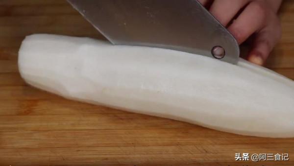 冬天白蘿蔔這樣吃才叫過癮，加1把平菇，比大魚大肉還香，超解饞