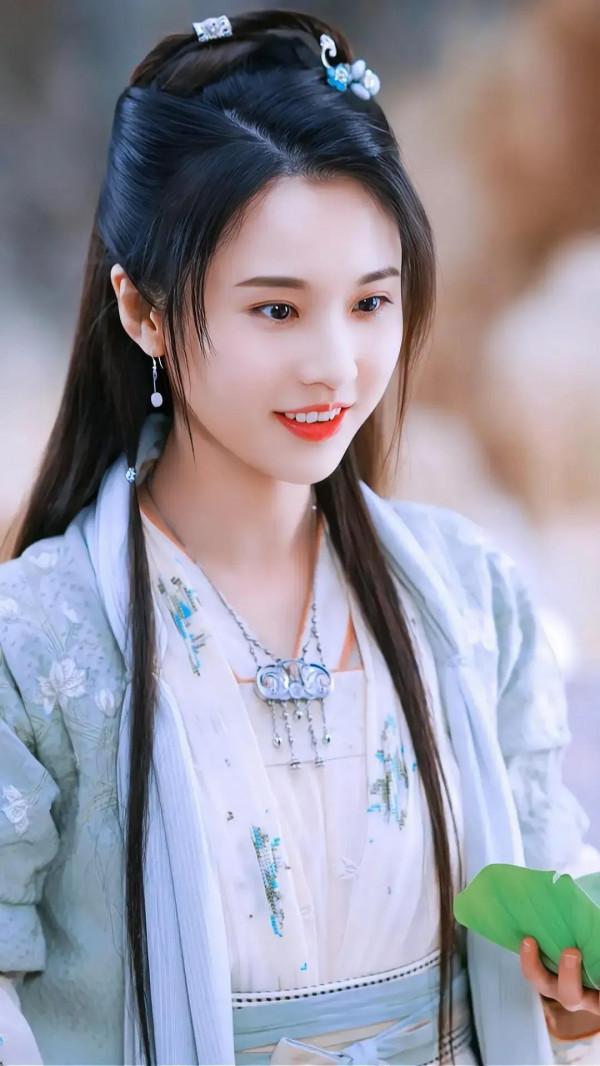 張慧雯，古裝造型驚豔眾人，太美了，猶如仙女下凡