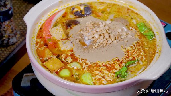 怎麼在家做一頓東北老式麻辣燙？按這方法來做，吃一次就能上癮