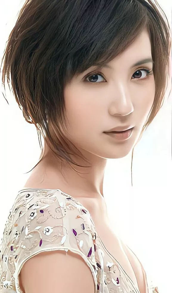 “萬人迷”陳好:優雅美麗嫵媚動人高畫質寫真集(1) “萬人迷”陳好:優雅美麗嫵媚動人高畫質寫真集(1)