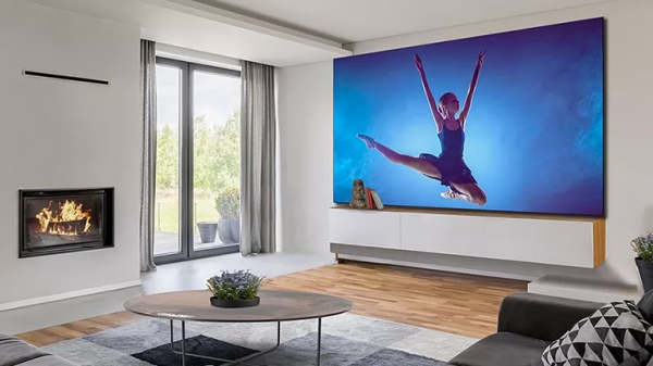 買顯示器嗎？一面牆大小的那種 售價和直升機差不多