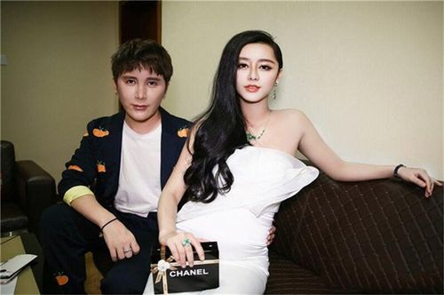 白富美整成范冰冰，勸老公也整成李晨，網友：明星臉難做明星夢