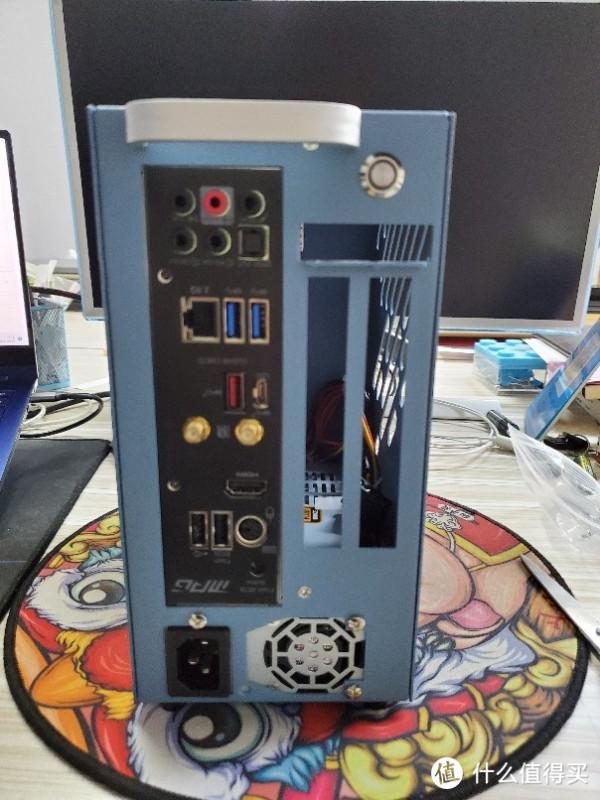 礦場大哥裝機效能小鋼炮！行動式小主機 5700G裝機分享