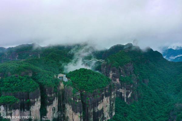 隱藏在臺州的小眾旅遊地神仙居,千峰林立雲霧繚繞宛如人間 隱藏在臺州的小眾旅遊地神仙居,千峰林立雲霧繚繞宛如人間