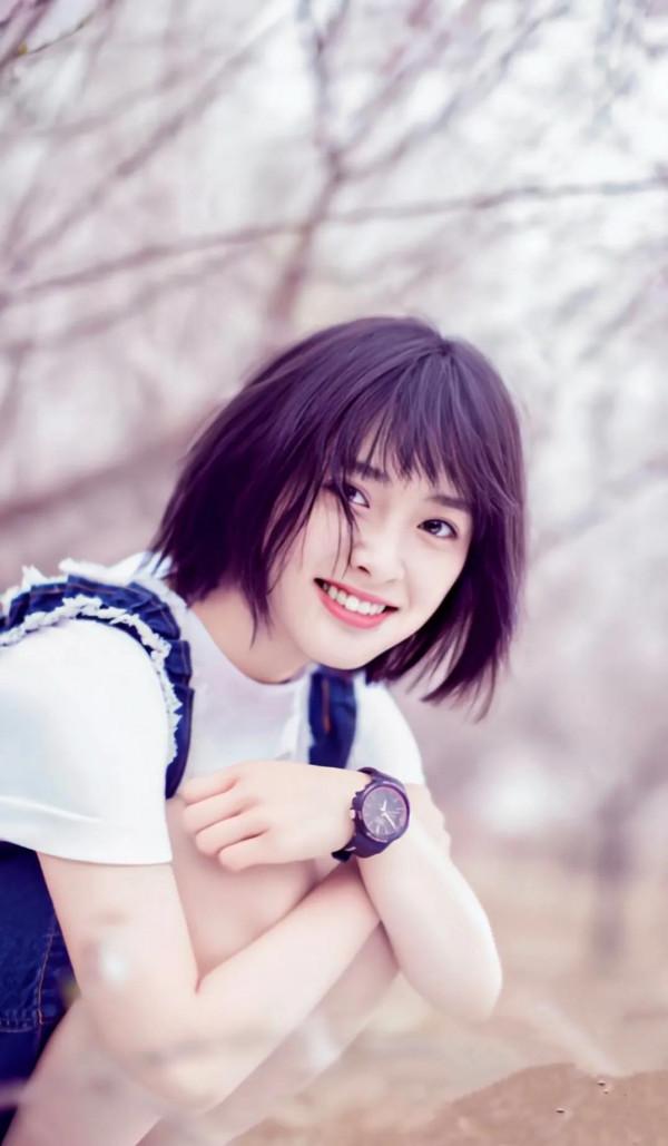 有喜歡沈月的嗎？憑藉《顫抖吧阿部》進入演藝圈