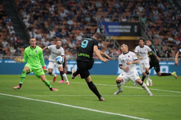 短短3小時,歐洲2大冠軍狂勝!國米6-1橫掃,刷爆71年神蹟 短短3小時,歐洲2大冠軍狂勝!國米6-1橫掃,刷爆71年神蹟