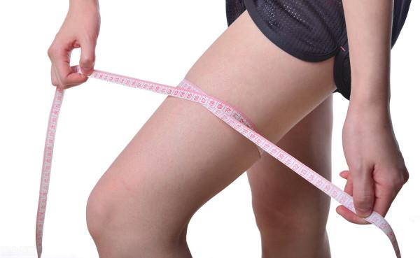 簡單瘦腿方法，適合學生黨和上班族