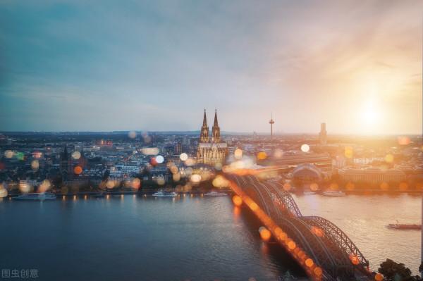 房產證上千萬不要寫夫妻兩人的名字，現在知道也不晚