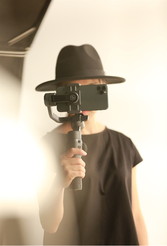 用iPhone 13拍影片還不夠，SMOOTH 5才是真Vlog神器