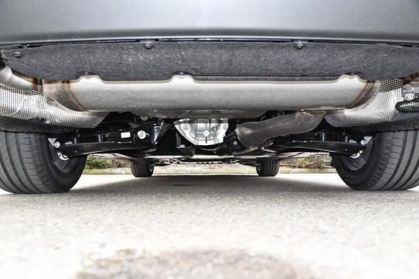 適合年輕人的豪華B級車，6.2秒可破百，寶馬3系究竟有哪些看點？