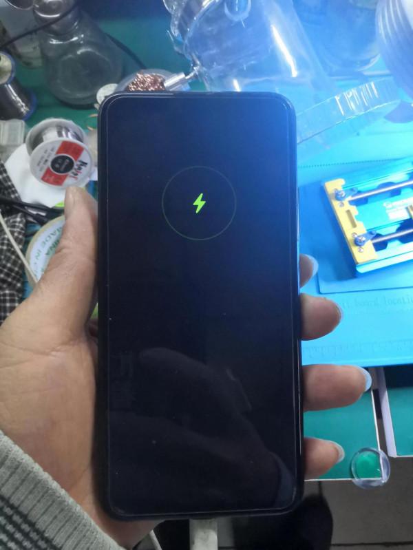 一臺 華為手機 不充電維修