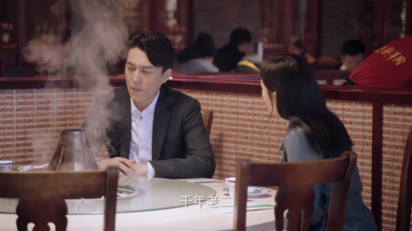 《突圍》今晚開播，靳東新官上任閆妮秦嵐挖坑唱反調