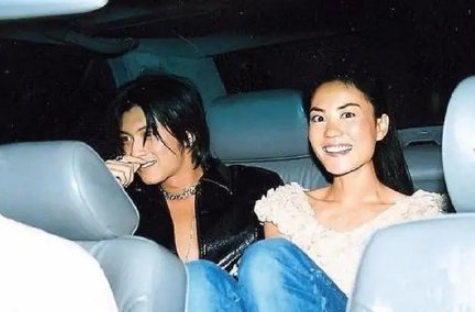 王菲：直面“鋒菲戀”，時隔13年再次和謝霆鋒在央6中秋晚會出現