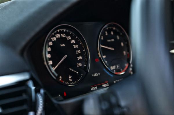 論年輕人與駕控樂趣間的最近距離,一臺1系M運動曜夜版 論年輕人與駕控樂趣間的最近距離,一臺1系M運動曜夜版