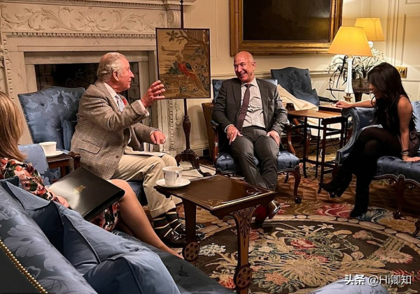 動不動就坐飛機的，也配來談環保？嗯，他們坐400架飛機趕來了