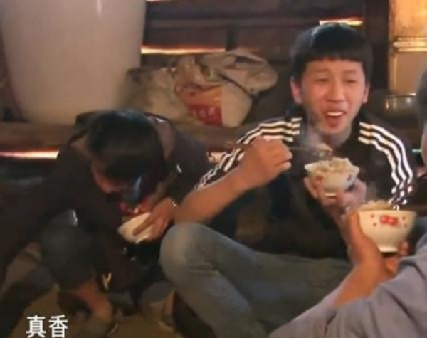 變形計主角今昔對比：真香男孩當上老闆，高佔喜考上211成國防生