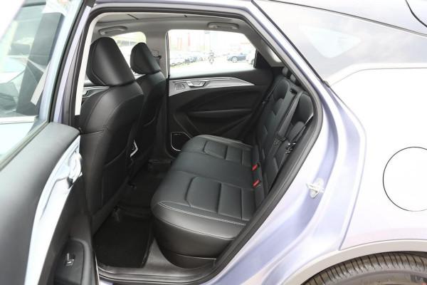 賣不動的吉利SUV,與H6同級,軸距2.7米能爆204馬力,帶你看幾何C 賣不動的吉利SUV,與H6同級,軸距2.7米能爆204馬力,帶你看幾何C