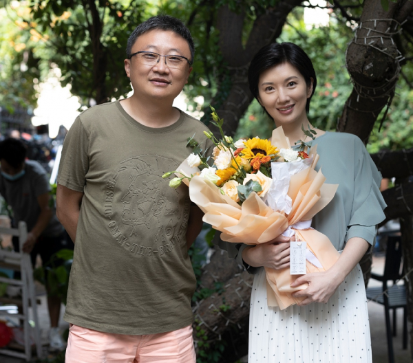 《以家人之名》的賀梅，時隔1年與張新成二搭，還與張子楓重逢了