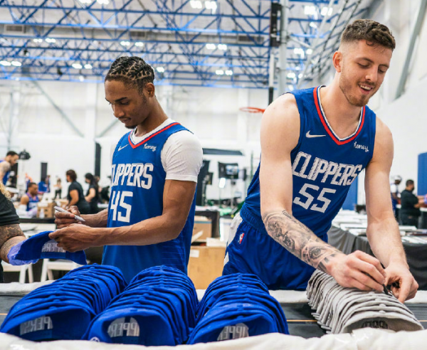 火箭不想當詹皇背景板，小哈登即將復出，美媒2換5方案送走圓臉登