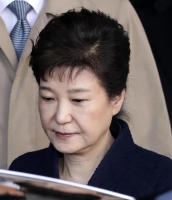 朴槿惠要出來了，登上過天安門，也曾親手毀掉中韓“蜜月期”