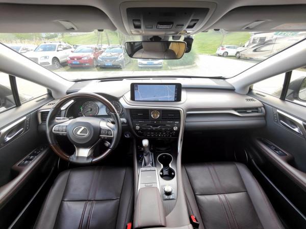 試駕雷克薩斯RX450hL:堅守古典豪華主義 試駕雷克薩斯RX450hL:堅守古典豪華主義