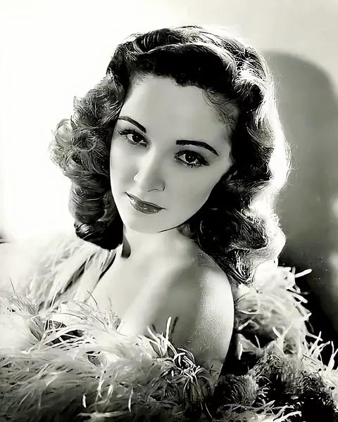 12位好萊塢老牌女明星,高畫質美圖 12位好萊塢老牌女明星,高畫質美圖