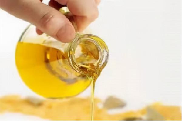 一到外面吃,就肚子不舒服?瞭解亞油酸和腸炎的關係 一到外面吃,就肚子不舒服?瞭解亞油酸和腸炎的關係