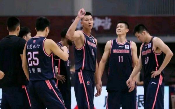 曝廣東新外援就位!54+悍將受期待 杜鋒千挑萬選 或成威姆斯接班人 曝廣東新外援就位!54+悍將受期待 杜鋒千挑萬選 或成威姆斯接班人