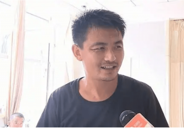 2010年，江蘇殺魚弟一夜爆紅，17歲喝下百草枯，最終卻因鬥毆獲刑