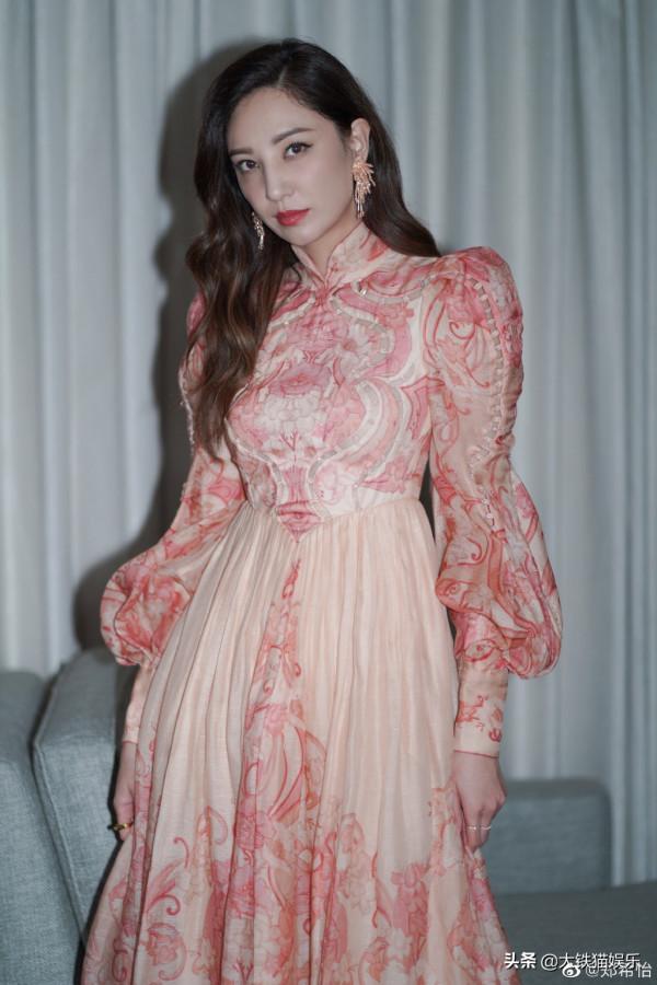 4對同齡貌美女星顏值對比，整容老去和自然老去，差距一目瞭然