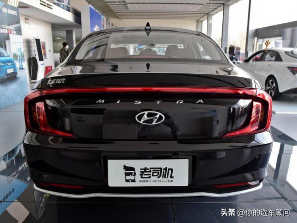 油耗5.3L,有大轎車牌面,合資轎車中價效比它真高,實拍現代名圖 油耗5.3L,有大轎車牌面,合資轎車中價效比它真高,實拍現代名圖