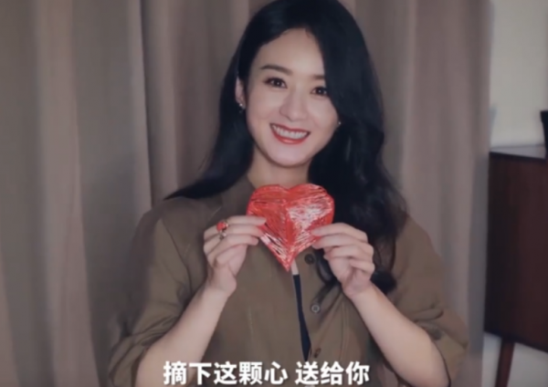明星中的&OpenCurlyDoubleQuote;靈魂畫手&rdquo;：溫碧霞老虎畫成貓，沈騰畫如其人太搞笑