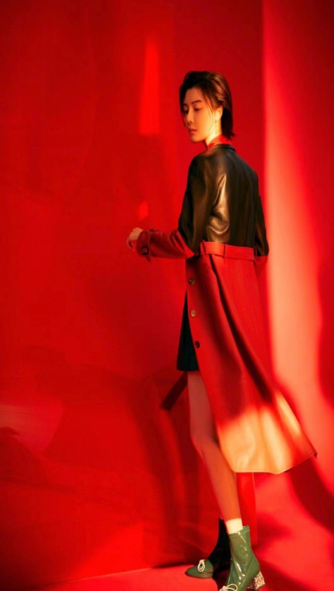 8對明星母女顏值對比，女兒美還是媽媽美？劉亦菲繼承媽媽高顏值