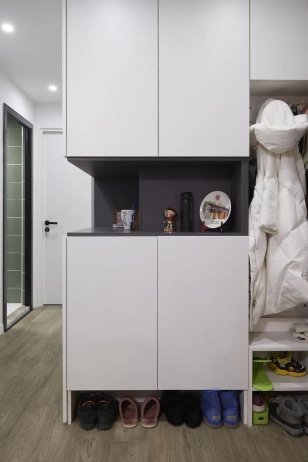 改小臥室做衣帽間和淋浴房？這個68㎡老房子咋想的