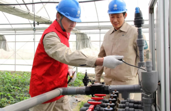 211名校碩士考進國家電網,看到分配單位想放棄,有點進退兩難 211名校碩士考進國家電網,看到分配單位想放棄,有點進退兩難