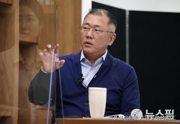 現代汽車集團會長鄭義宣出訪印尼 商討電動汽車合作問題