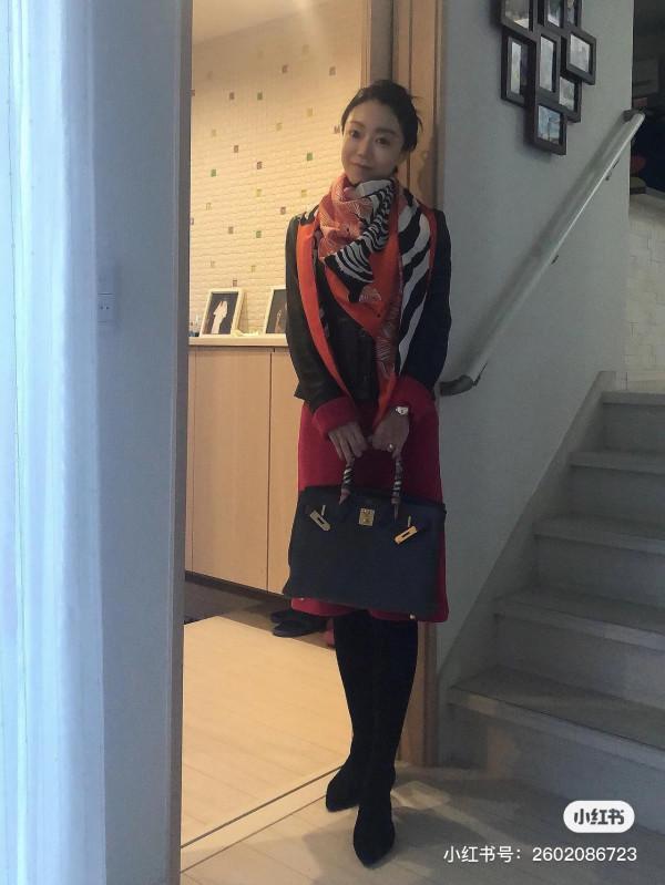 冬天喜歡有顏色的搭配