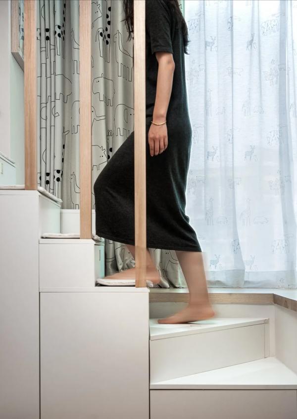 82㎡簡約實用兩居,陽臺改榻榻米,廚房半開放,有互動的家更有愛 82㎡簡約實用兩居,陽臺改榻榻米,廚房半開放,有互動的家更有愛