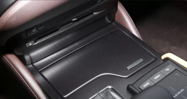 沒想到這些車型還配有過氣的“配置”，雷克薩斯最讓人驚喜