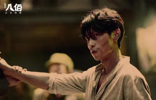 六位“硬漢”接班人,個個陽剛之氣十足,不再油頭粉面,濃妝淡抹 六位“硬漢”接班人,個個陽剛之氣十足,不再油頭粉面,濃妝淡抹