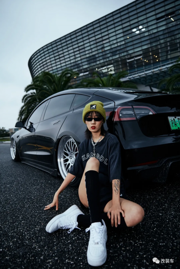 這輛特斯拉Model 3應該剎得住,提車之前剎車改件都準備好了 這輛特斯拉Model 3應該剎得住,提車之前剎車改件都準備好了