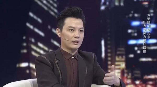 央視著名主播任魯豫：33歲做父親，對家鄉河南一往情深