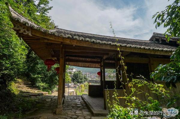 泰順最有文化的古廊橋,一頭連線三條千年古道,一頭延伸至田野間 泰順最有文化的古廊橋,一頭連線三條千年古道,一頭延伸至田野間