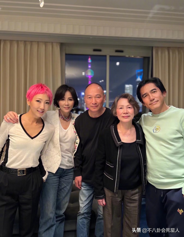 8位祖籍內地的港臺藝人，有人晚年落葉歸根，有人每年回內地祭祖