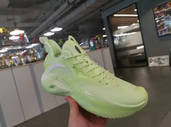 重鑄Hyperdunk榮光？多款配色曝光，耐克的誠意之作，吊打國產？