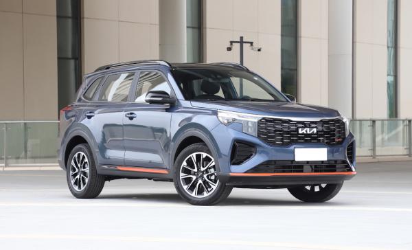 試駕起亞智跑Ace:動力不輸本田1.5T,關鍵還很省油 試駕起亞智跑Ace:動力不輸本田1.5T,關鍵還很省油