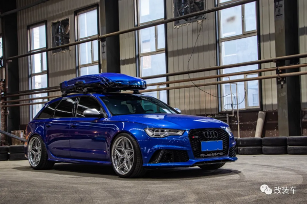 保時捷車主為了帶娃再添奧迪RS6，給孩子一個完美的童年