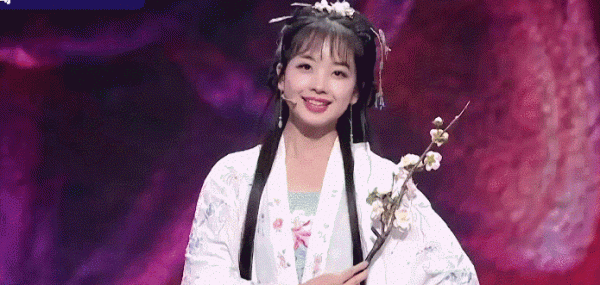 娛樂圈40年審美變遷，為什麼再也沒有李嘉欣這樣的大美人了？