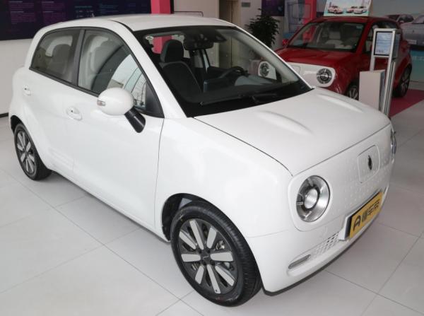 尤拉黑貓充電故障燈亮怎麼回事? 尤拉黑貓充電故障燈亮怎麼回事?